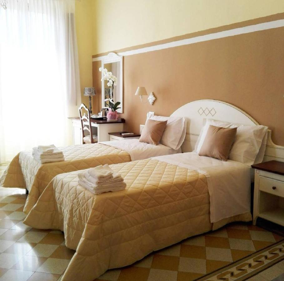 Guest House Domo Florenzia Exterior foto