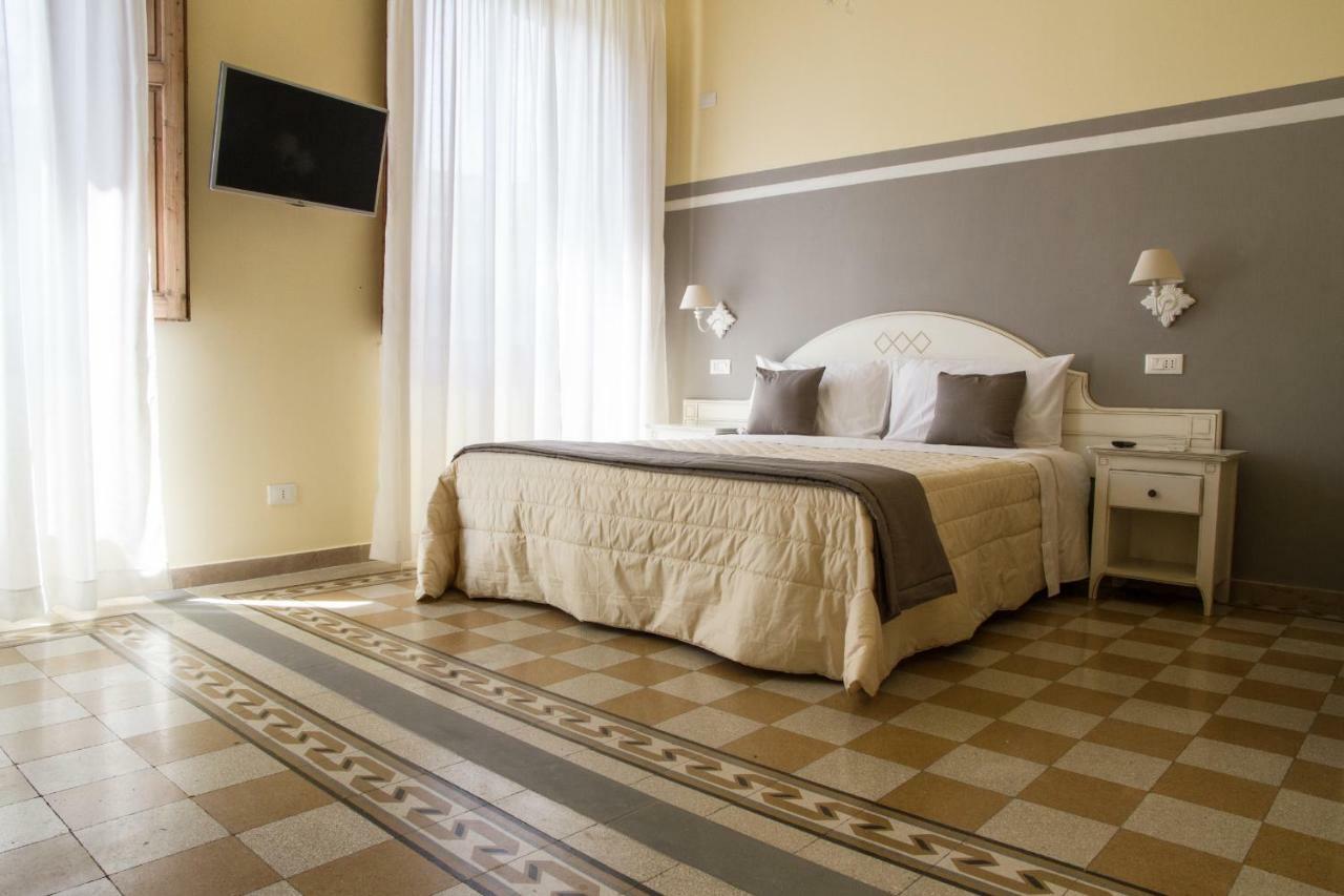 Guest House Domo Florenzia Exterior foto