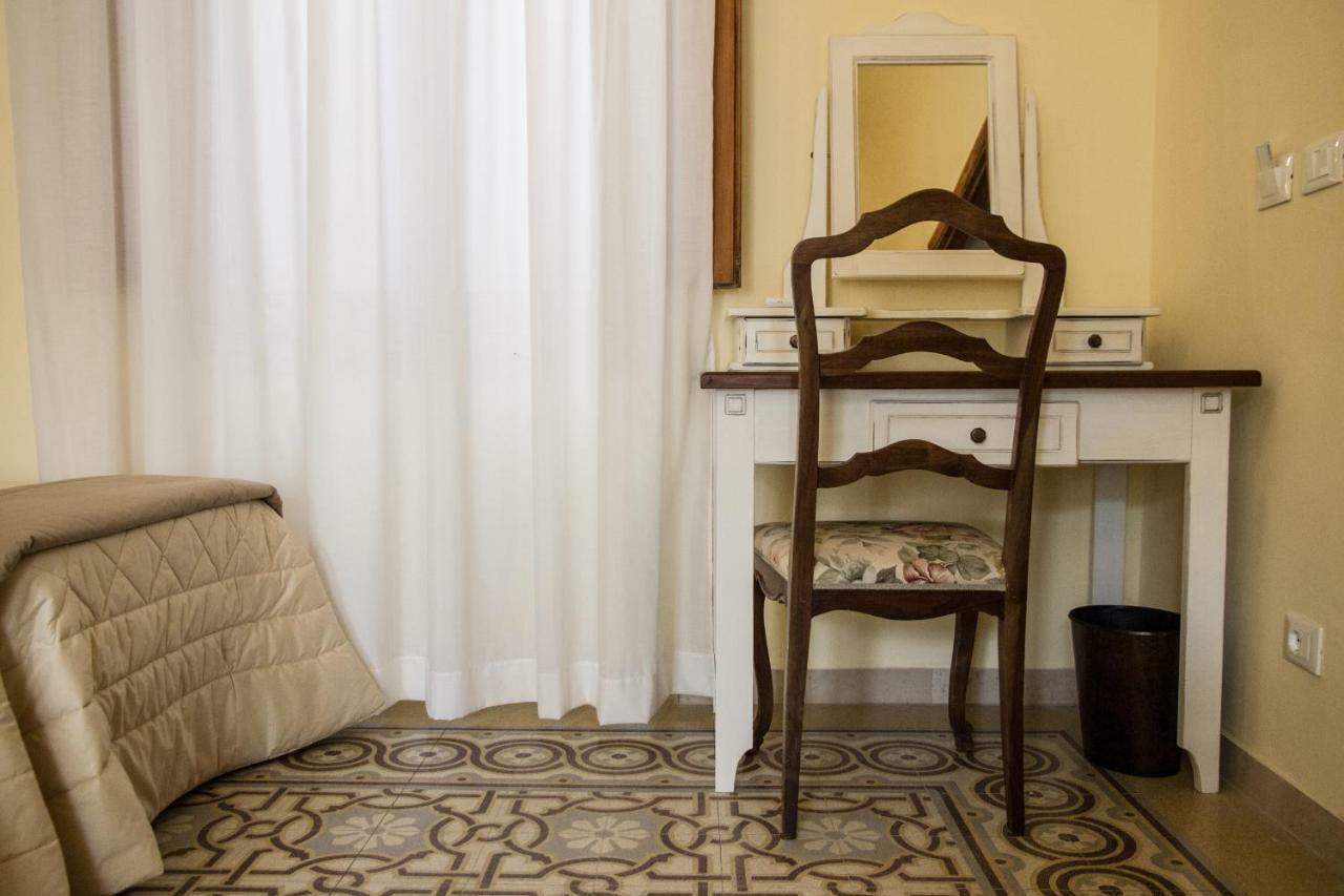 Guest House Domo Florenzia Exterior foto