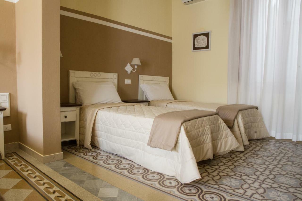 Guest House Domo Florenzia Exterior foto