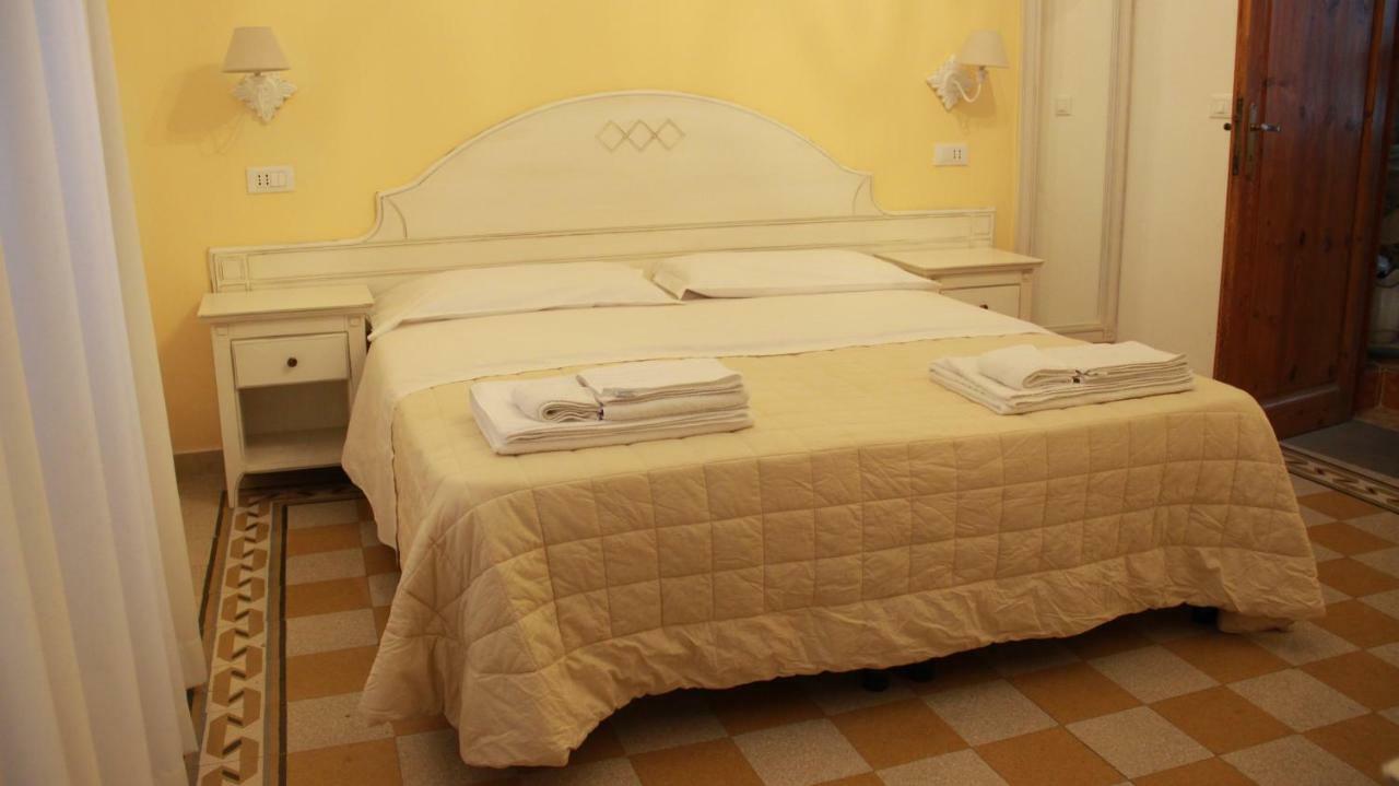 Guest House Domo Florenzia Exterior foto