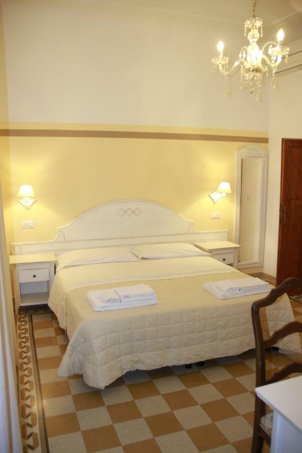 Guest House Domo Florenzia Exterior foto